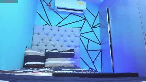 independent model online show from 03-07-26, 03:42