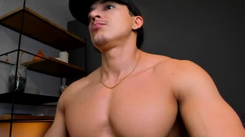 JUANDRES online show from 06-19-26, 01:54