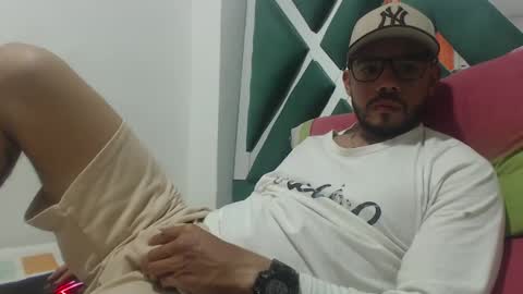 juanfe_style online show from 10-11-25, 03:28