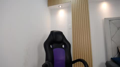 Snapshot of juank_fit45 chatting on 05-07-26, 01:16 Juan k online show from 05-07-26, 01:16