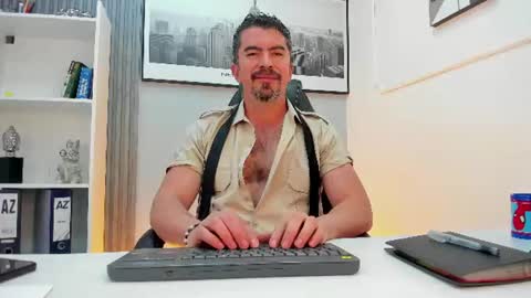 Juan k online show from 07-28-26, 04:30