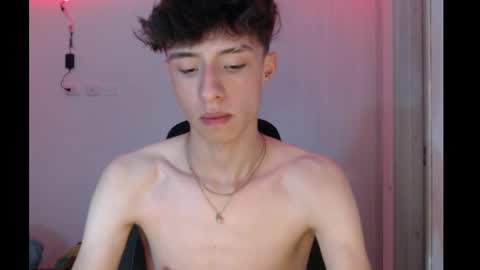 Snapshot of juanmres chatting on 11-27-25, 04:47 juanmres online show from 11-27-25, 04:47