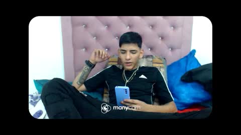 Snapshot of juanse1045panda chatting on 09-20-25, 04:35 juanse1045panda online show from 09-20-25, 04:35