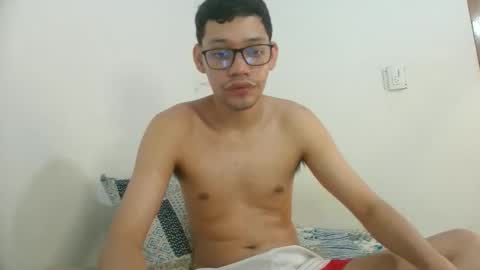 Snapshot of juansuarez204 chatting on 05-22-26, 12:40 juansuarez204 online show from 05-22-26, 12:40