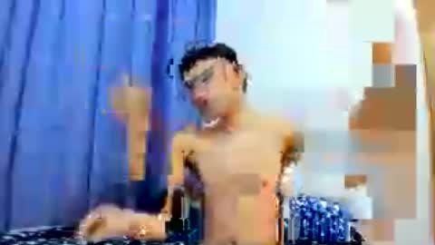 Snapshot of juansuarez204 chatting on 07-19-26, 09:29 juansuarez204 online show from 07-19-26, 09:29
