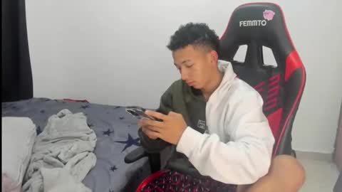 Snapshot of juansw66 chatting on 01-07-26, 04:37 juansw66 online show from 01-07-26, 04:37