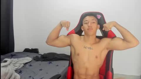 Snapshot of juansw66 chatting on 01-11-26, 04:50 juansw66 online show from 01-11-26, 04:50