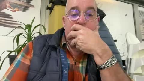 Juan online show from 12-04-25, 10:35