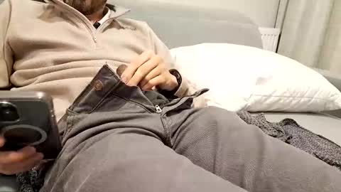 Snapshot of juanxxxo_ chatting on 11-04-25, 05:12 juanxxxo_ online show from 11-04-25, 05:12