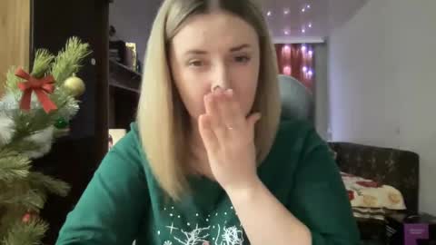 Snapshot of judevalenti chatting on 01-10-25, 06:06 JudeValenti online show from 01-10-25, 06:06