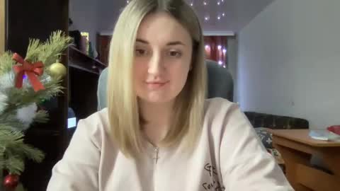 Snapshot of judevalenti chatting on 01-16-25, 08:57 JudeValenti online show from 01-16-25, 08:57