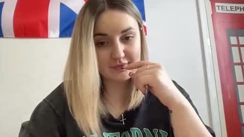 Snapshot of judevalenti chatting on 01-20-25, 07:47 JudeValenti online show from 01-20-25, 07:47