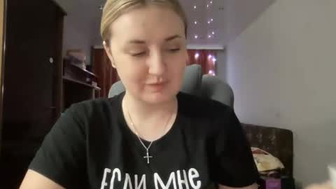 Snapshot of judevalenti chatting on 02-18-25, 06:15 JudeValenti online show from 02-18-25, 06:15