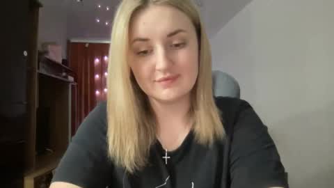 Snapshot of judevalenti chatting on 02-25-25, 04:42 JudeValenti online show from 02-25-25, 04:42