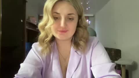 Snapshot of judevalenti chatting on 03-07-25, 04:44 JudeValenti online show from 03-07-25, 04:44