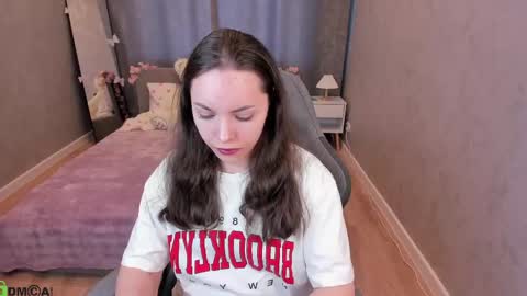 Judy Lewis online show from 04-22-26, 02:03