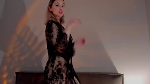 Angelica online show from 02-05-25, 05:09