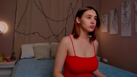 Angelica online show from 09-19-25, 01:40