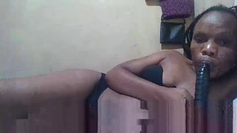 Snapshot of juice_petite3 chatting on 01-29-25, 07:00 juice_petite3 online show from 01-29-25, 07:00