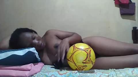 Snapshot of juice_petite3 chatting on 03-06-25, 07:10 juice_petite3 online show from 03-06-25, 07:10