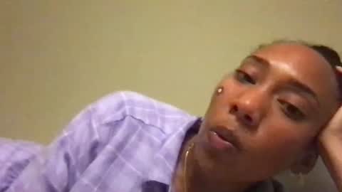 Snapshot of juicijazzi chatting on 10-15-25, 09:31 juicijazzi online show from 10-15-25, 09:31