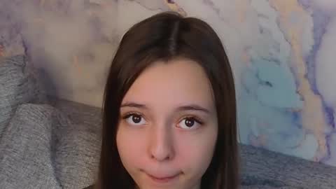 Snapshot of juicy_jaice chatting on 10-18-25, 09:10 leyla online show from 10-18-25, 09:10