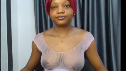 Snapshot of juicy_plumx chatting on 02-03-25, 06:39 Wet Baddie online show from 02-03-25, 06:39