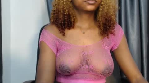 Snapshot of juicy_plumx chatting on 02-08-25, 07:05 Wet Baddie online show from 02-08-25, 07:05