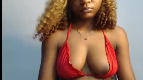 Snapshot of juicy_plumx chatting on 02-26-25, 11:09 Wet Baddie online show from 02-26-25, 11:09