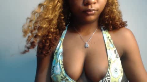 Snapshot of juicy_plumx chatting on 03-10-25, 06:23 Wet Baddie online show from 03-10-25, 06:23