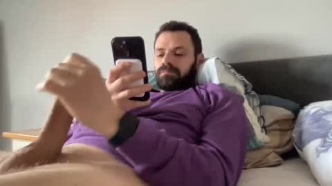 Snapshot of juicybonewar chatting on 12-06-24, 11:11 Daddy Tiger online show from 12-06-24, 11:11