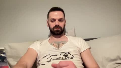 Snapshot of juicybonewar chatting on 02-26-25, 11:26 Daddy Tiger online show from 02-26-25, 11:26