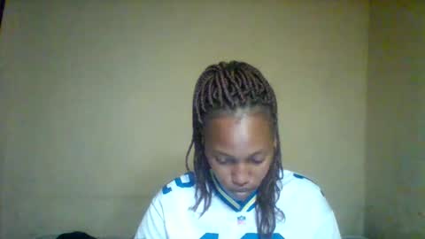 Snapshot of juicyicequeen chatting on 03-16-26, 03:01 juicyicequeen online show from 03-16-26, 03:01