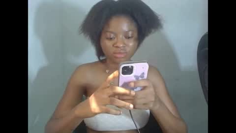 juicynpinkx online show from 04-14-26, 09:26