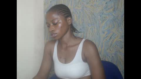 juicypiexx online show from 02-24-25, 08:25