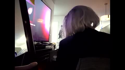 Snapshot of juicystraw chatting on 10-27-25, 05:55 juicystraw online show from 10-27-25, 05:55