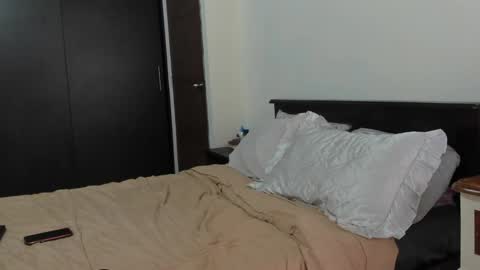 Snapshot of juieth_gv chatting on 02-03-25, 09:18 Andry but call me yulieth online show from 02-03-25, 09:18