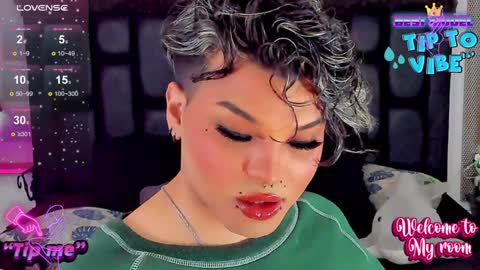 Jujubee online show from 12-12-24, 01:49