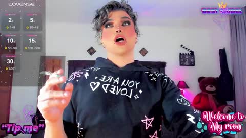 Jujubee online show from 01-26-25, 02:08