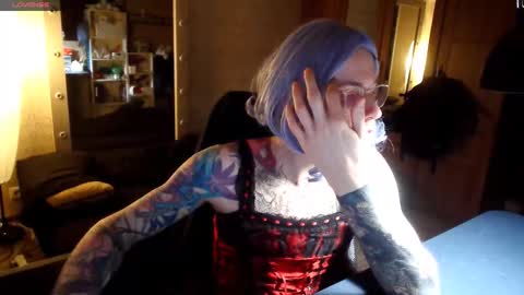 Snapshot of juleea_doll chatting on 03-16-26, 06:23 Julia online show from 03-16-26, 06:23