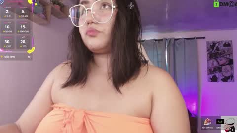 Snapshot of juli_1213 chatting on 02-21-26, 05:47 Juliana online show from 02-21-26, 05:47