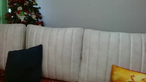 Snapshot of juli_love11 chatting on 12-10-24, 10:26 JULIETA online show from 12-10-24, 10:26