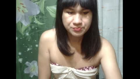 Snapshot of julia111987 chatting on 07-22-26, 06:22 JULIA online show from 07-22-26, 06:22
