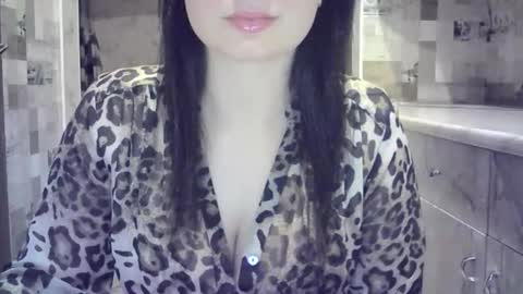 Snapshot of julia69009 chatting on 05-26-26, 07:54 julia69009 online show from 05-26-26, 07:54