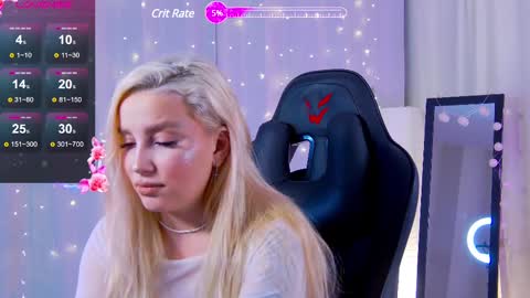 julia__bunny online show from 12-15-24, 08:04