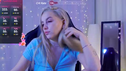 julia__bunny online show from 12-22-24, 10:15