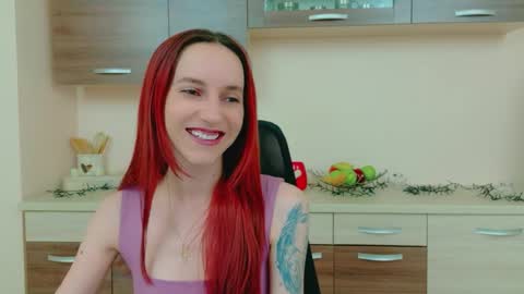 JuliaJae online show from 05-01-26, 05:34