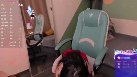 Snapshot of julia_frey chatting on 02-14-26, 09:44 Julia online show from 02-14-26, 09:44