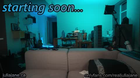 Snapshot of julia_jane chatting on 02-15-26, 02:41 Julia Jane online show from 02-15-26, 02:41