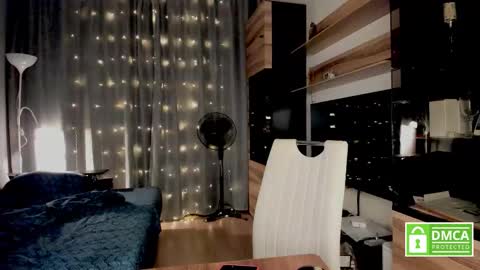 julia_t_mog online show from 03-09-26, 10:25